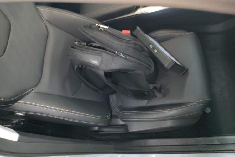 Used Geely Auto Emgrand L HiP 2024 Longteng Edition 1.5TD-DHT Pro 100KM Superior Model Right Front Seat