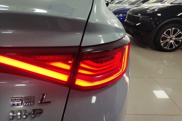 Used Geely Auto Emgrand L HiP 2024 Longteng Edition 1.5TD-DHT Pro 100KM Superior Model Right Rear Taillight