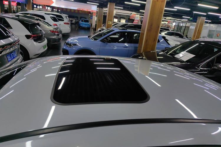 Used Geely Auto Emgrand L HiP 2024 Champion Edition 1.5TD-DHT Pro 100KM Excellence Model Roof