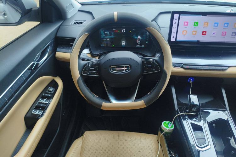 Used Geely Auto Emgrand L HiP 2024 Longteng Edition 1.5TD-DHT Pro 100KM Excellence Model Steering Wheel