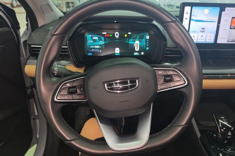 Used Geely Auto Emgrand L HiP 2024 Champion Edition 1.5TD-DHT Pro 100KM Excellence Model Steering Wheel