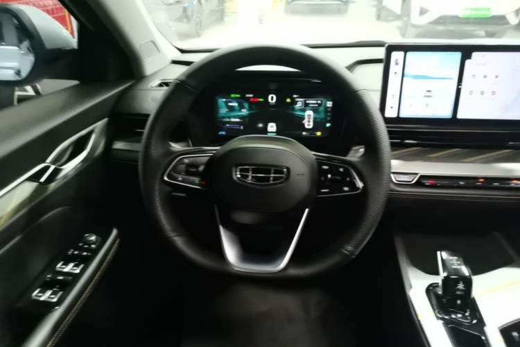 Used Geely Auto Emgrand L HiP 2024 Longteng Edition 1.5TD-DHT Pro 100KM Superior Model Steering Wheel