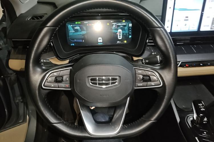 Used Geely Auto Emgrand L HiP 2024 Champion Edition 1.5TD-DHT Pro 100KM Excellence Model Steering Wheel