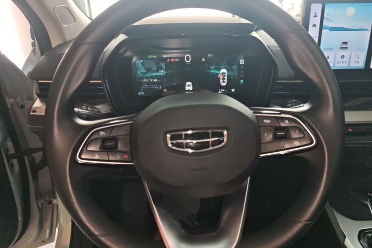 Used Geely Auto Emgrand L HiP 2024 Champion Edition 1.5TD-DHT Pro 100KM Superior Model Steering Wheel