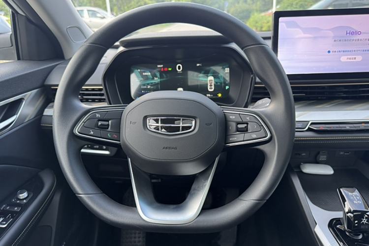 Used Geely Auto Emgrand L HiP 2024 Longteng Edition 1.5TD-DHT Pro 100KM Superior Model Steering Wheel