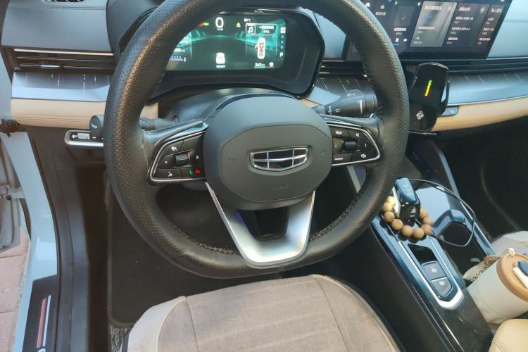 Used Geely Auto Emgrand L HiP 2024 Champion Edition 1.5TD-DHT Pro 100KM Excellence Model Steering Wheel