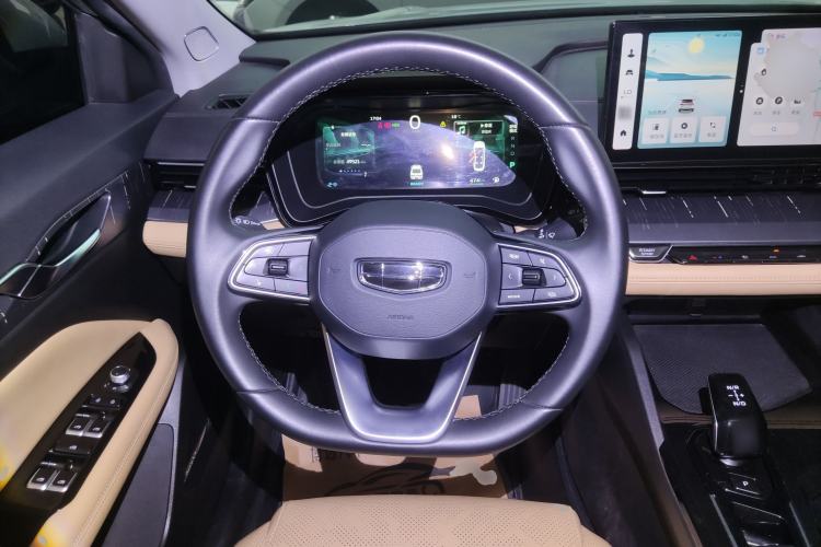 Used Geely Auto Emgrand L HiP 2024 Champion Edition 1.5TD-DHT Pro 100KM Excellence Model Steering Wheel