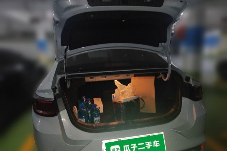 Used Geely Auto Emgrand L HiP 2024 Champion Edition 1.5TD-DHT Pro 100KM Superior Model Trunk
