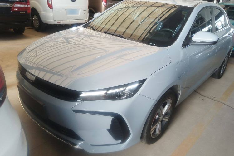 Used Geely Auto Emgrand L HiP 2024 Champion Edition 1.5TD-DHT Pro 100KM Superior Model Front