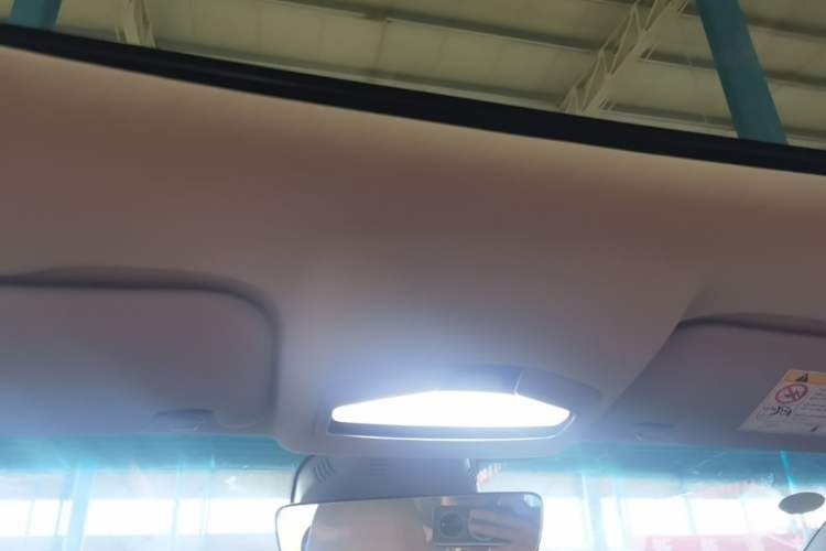 Used Geely Auto Emgrand L HiP 2024 Longteng Edition 1.5TD-DHT Pro 100KM Excellence Model Headliner