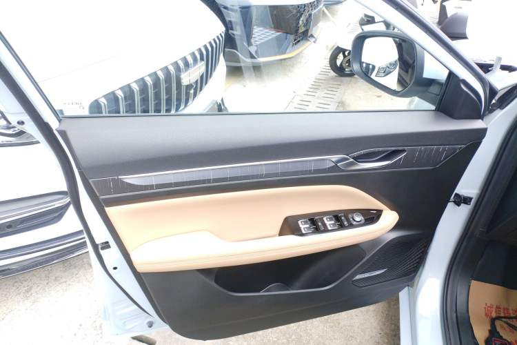 Used Geely Auto Emgrand L HiP 2024 Champion Edition 1.5TD-DHT Pro 100KM Excellence Model Left Front Door Interior