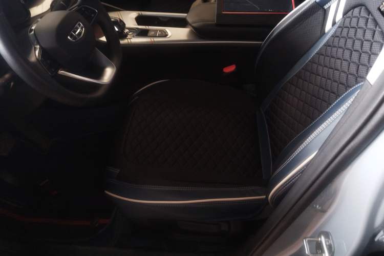 Used Geely Auto Emgrand L HiP 2024 Champion Edition 1.5TD-DHT Pro 100KM Superior Model Left Front Seat