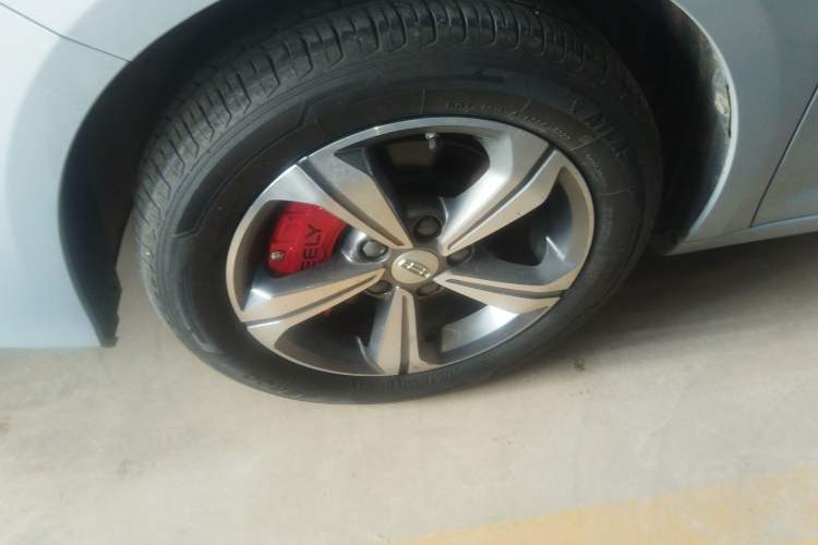 Used Geely Auto Emgrand L HiP 2024 Champion Edition 1.5TD-DHT Pro 100KM Superior Model Left Front Wheel Hub