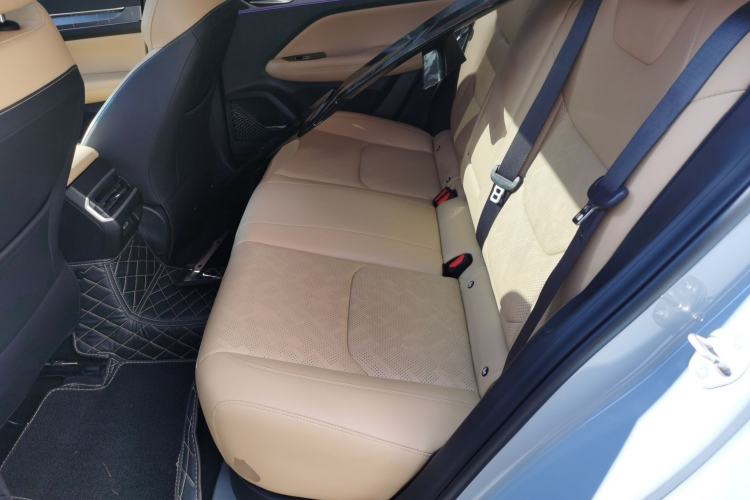 Used Geely Auto Emgrand L HiP 2024 Champion Edition 1.5TD-DHT Pro 100KM Excellence Model Left Rear Seat
