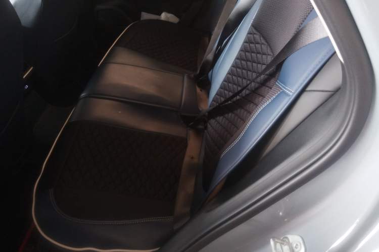 Used Geely Auto Emgrand L HiP 2024 Champion Edition 1.5TD-DHT Pro 100KM Superior Model Left Rear Seat