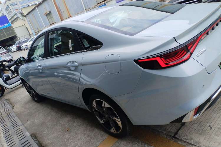 Used Geely Auto Emgrand L HiP 2024 Champion Edition 1.5TD-DHT Pro 100KM Excellence Model Left Side