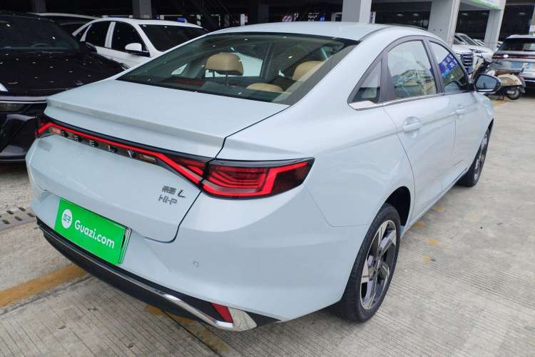 Used Geely Auto Emgrand L HiP 2024 Champion Edition 1.5TD-DHT Pro 100KM Excellence Model Rear Right 45 Deg