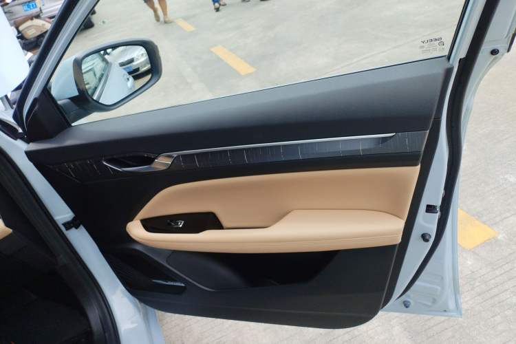 Used Geely Auto Emgrand L HiP 2024 Champion Edition 1.5TD-DHT Pro 100KM Excellence Model Right Front Door Interior