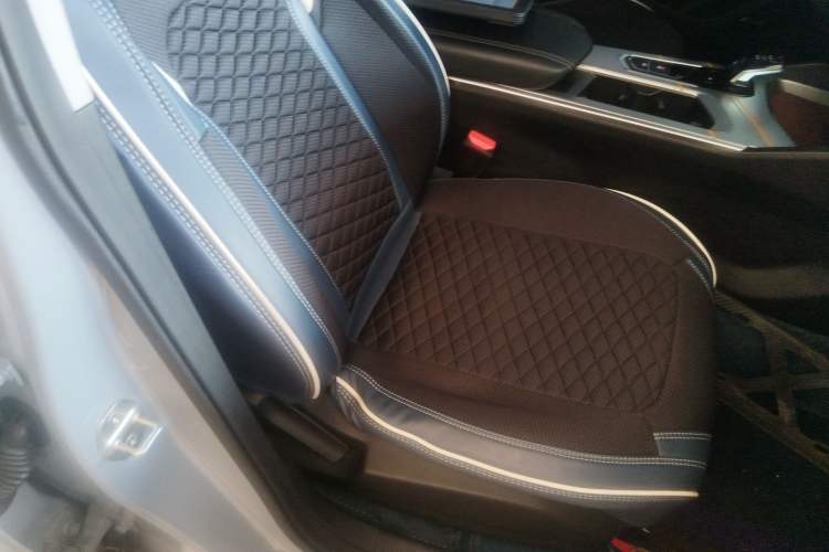 Used Geely Auto Emgrand L HiP 2024 Champion Edition 1.5TD-DHT Pro 100KM Superior Model Right Front Seat