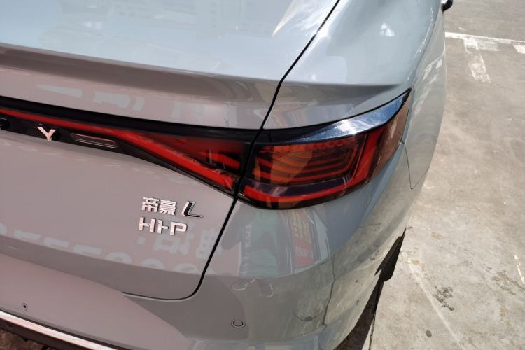 Used Geely Auto Emgrand L HiP 2024 Champion Edition 1.5TD-DHT Pro 100KM Excellence Model Right Rear Taillight
