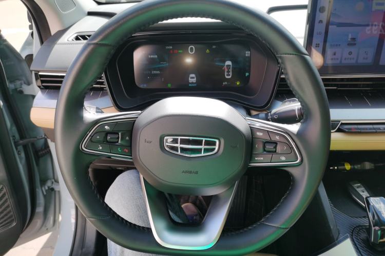 Used Geely Auto Emgrand L HiP 2024 Champion Edition 1.5TD-DHT Pro 100KM Excellence Model Steering Wheel