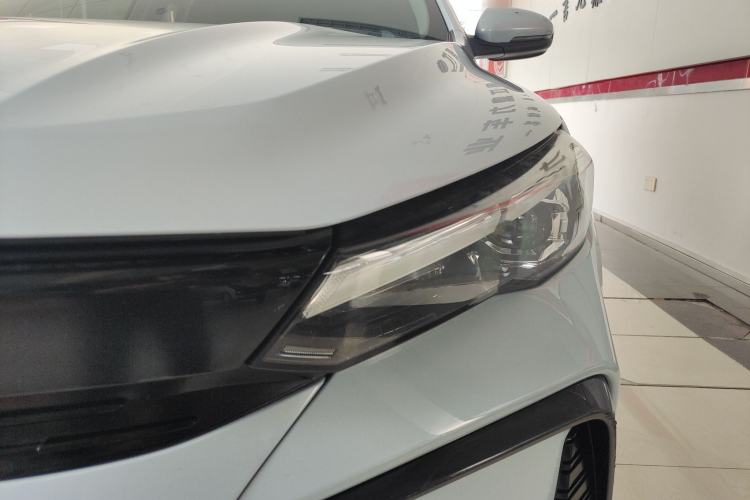 Used Geely Auto Emgrand L HiP 2024 Longteng Edition 1.5TD-DHT Pro 100KM Superior Model Left Front Headlight
