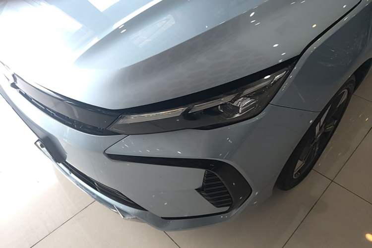Used Geely Auto Emgrand L HiP 2024 Champion Edition 1.5TD-DHT Pro 100KM Excellence Model Left Front Headlight