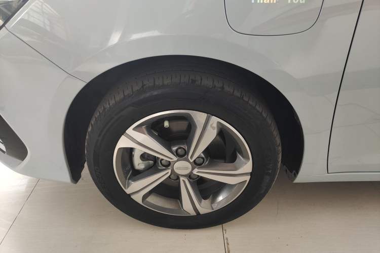 Used Geely Auto Emgrand L HiP 2024 Longteng Edition 1.5TD-DHT Pro 100KM Superior Model Left Front Wheel Hub