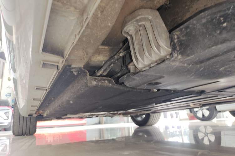 Used Geely Auto Emgrand L HiP 2024 Longteng Edition 1.5TD-DHT Pro 100KM Superior Model Left Side Sill