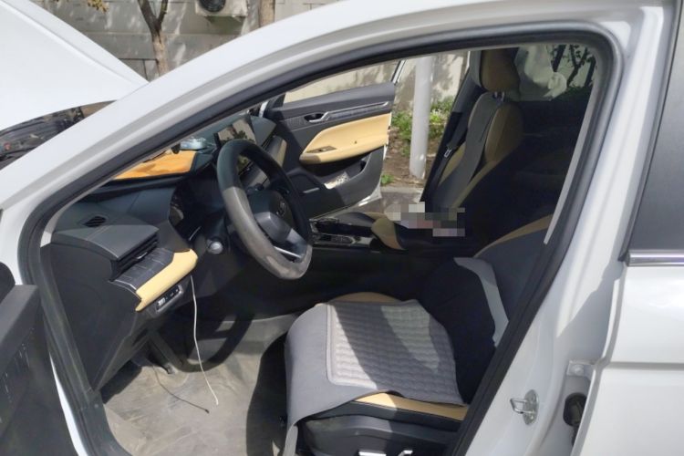 Used Geely Auto Emgrand L HiP 2024 Champion Edition 1.5TD-DHT Pro 100KM Excellence Model Driver Seat