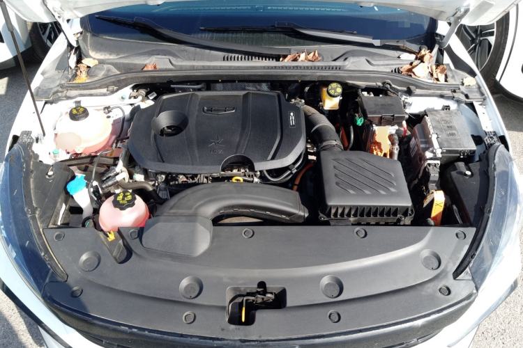 Used Geely Auto Emgrand L HiP 2024 Champion Edition 1.5TD-DHT Pro 100KM Excellence Model Engine Bay