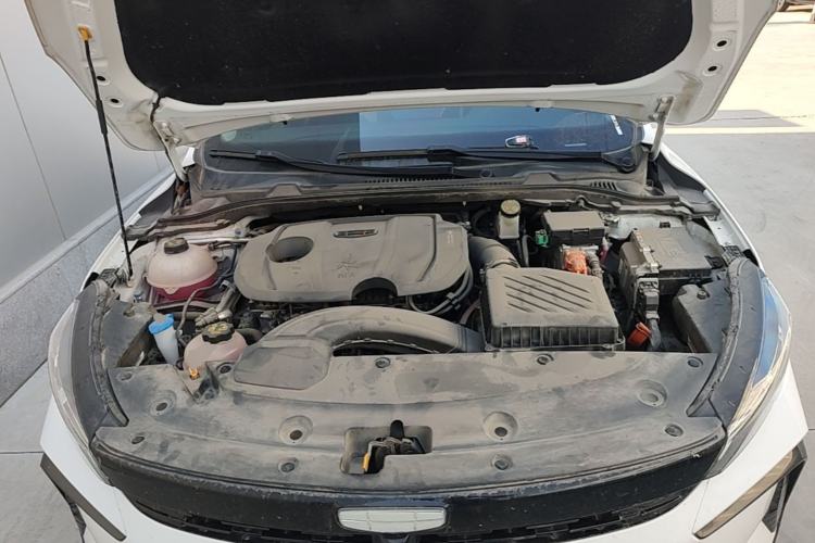 Used Geely Auto Emgrand L HiP 2024 Champion Edition 1.5TD-DHT Pro 100KM Excellence Model Engine Bay