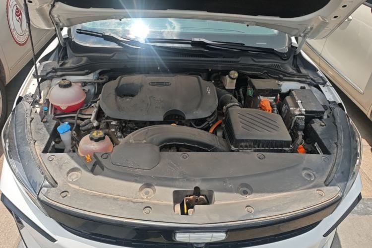 Used Geely Auto Emgrand L HiP 2024 Longteng Edition 1.5TD-DHT Pro 100KM Excellence Model Engine Bay