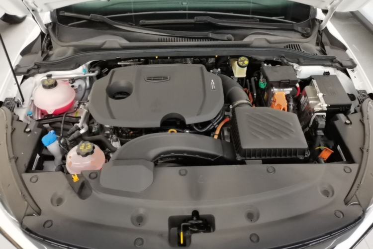 Used Geely Auto Emgrand L HiP 2024 Champion Edition 1.5TD-DHT Pro 100KM Superior Model Engine Bay