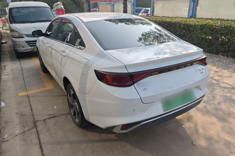 Used Geely Auto Emgrand L HiP 2024 Champion Edition 1.5TD-DHT Pro 100KM Excellence Model Exterior 2