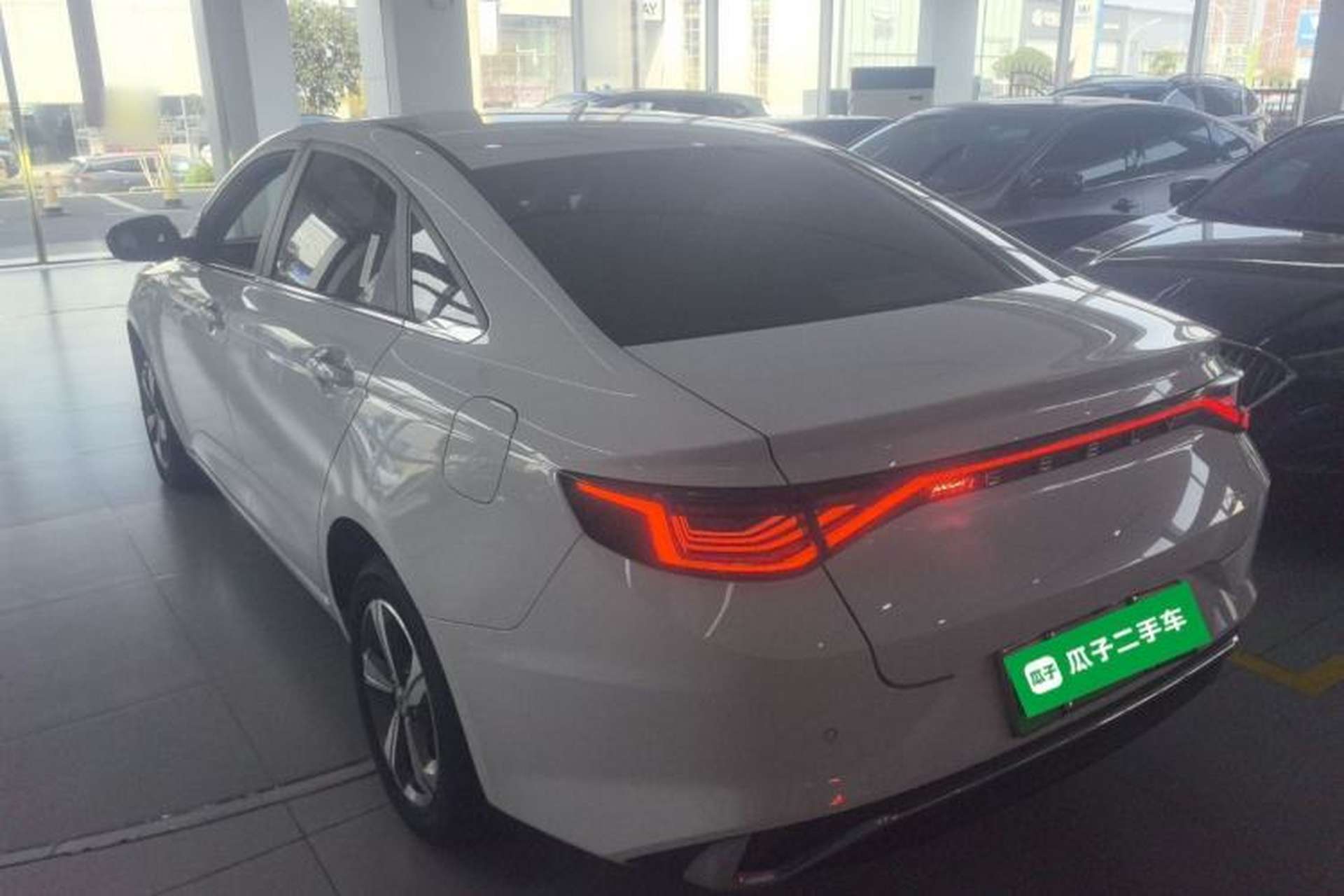 Used Geely Auto Emgrand L HiP 2024 Longteng Edition 1.5TD-DHT Pro 100KM Superior Model Exterior 2