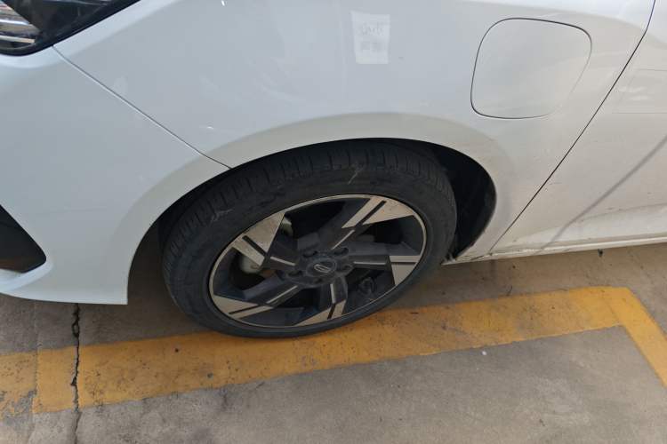 Used Geely Auto Emgrand L HiP 2024 Champion Edition 1.5TD-DHT Pro 100KM Excellence Model Exterior 3