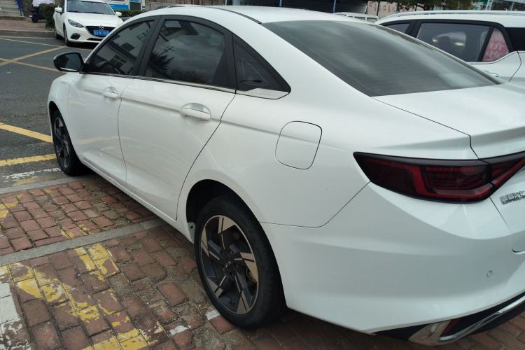 Used Geely Auto Emgrand L HiP 2024 Champion Edition 1.5TD-DHT Pro 100KM Excellence Model Exterior 3