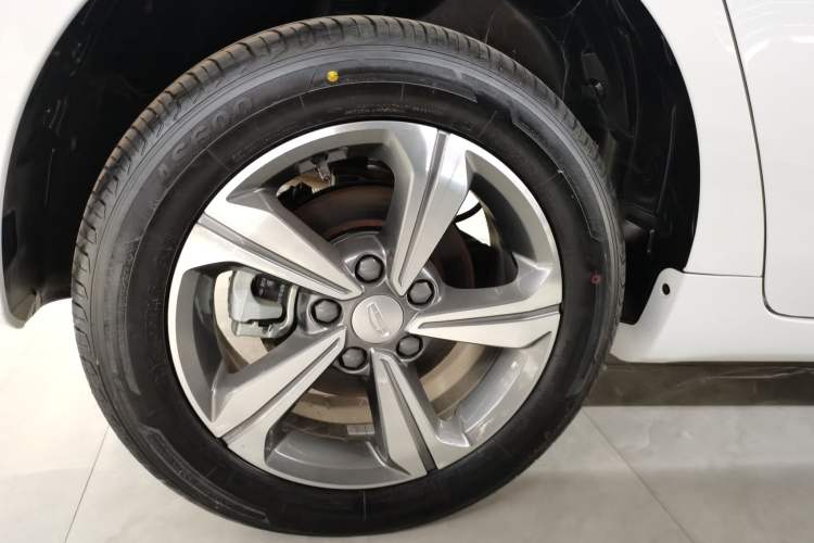 Used Geely Auto Emgrand L HiP 2024 Champion Edition 1.5TD-DHT Pro 100KM Superior Model Exterior 5
