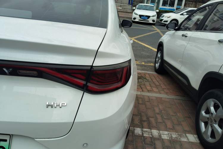Used Geely Auto Emgrand L HiP 2024 Champion Edition 1.5TD-DHT Pro 100KM Excellence Model Exterior 6