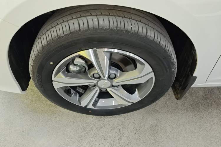 Used Geely Auto Emgrand L HiP 2024 Longteng Edition 1.5TD-DHT Pro 100KM Superior Model Exterior 7
