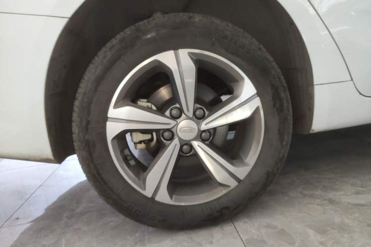 Used Geely Auto Emgrand L HiP 2024 Longteng Edition 1.5TD-DHT Pro 100KM Superior Model Exterior 8