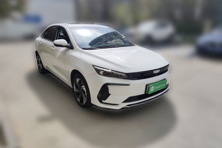 Used Geely Auto Emgrand L HiP 2024 Champion Edition 1.5TD-DHT Pro 100KM Excellence Model Front Right 45 Deg