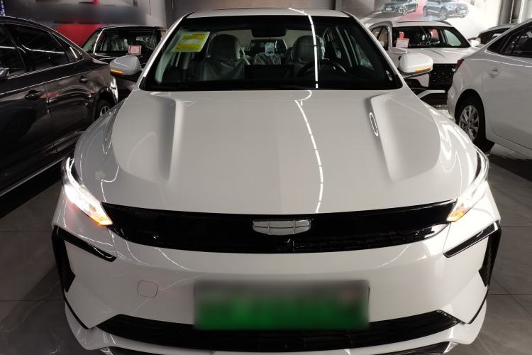 Used Geely Auto Emgrand L HiP 2024 Champion Edition 1.5TD-DHT Pro 100KM Superior Model Front