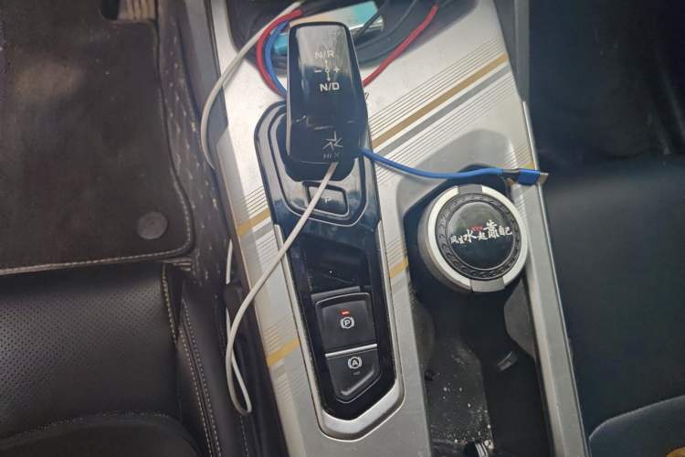Used Geely Auto Emgrand L HiP 2024 Champion Edition 1.5TD-DHT Pro 100KM Superior Model Gear Lever
