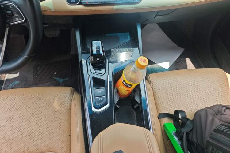 Used Geely Auto Emgrand L HiP 2024 Longteng Edition 1.5TD-DHT Pro 100KM Excellence Model Gear Lever