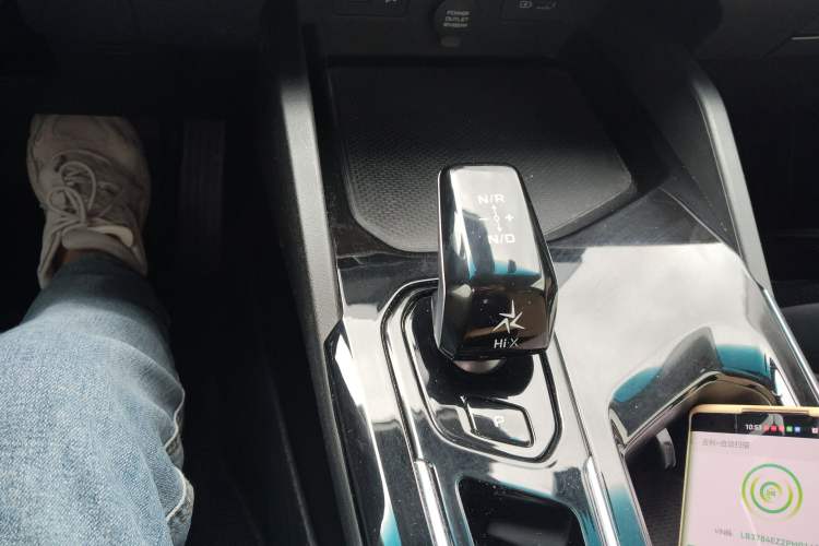 Used Geely Auto Emgrand L HiP 2024 Champion Edition 1.5TD-DHT Pro 100KM Excellence Model Gear Lever
