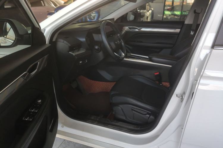Used Geely Auto Emgrand L HiP 2024 Longteng Edition 1.5TD-DHT Pro 100KM Superior Model Interior 3