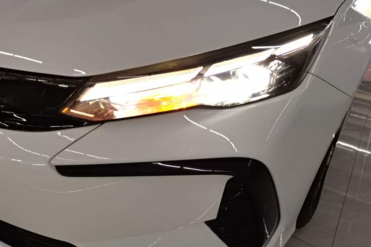 Used Geely Auto Emgrand L HiP 2024 Champion Edition 1.5TD-DHT Pro 100KM Superior Model Left Front Headlight