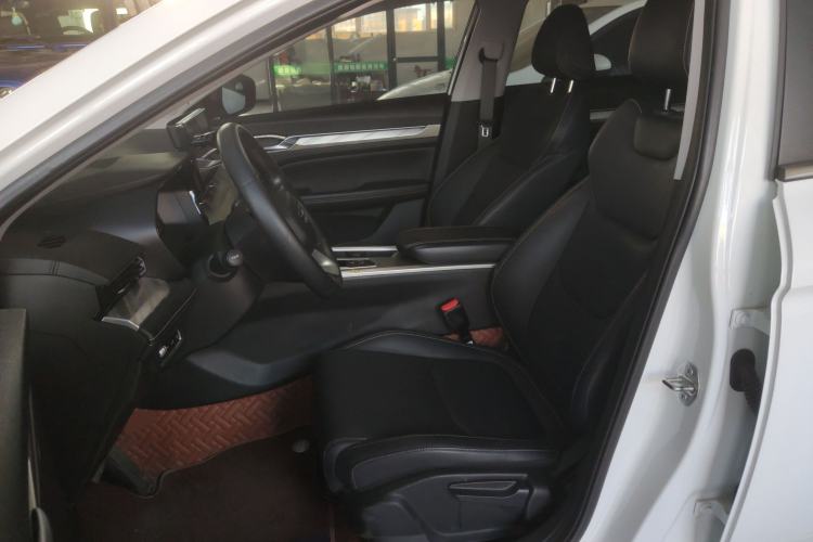 Used Geely Auto Emgrand L HiP 2024 Longteng Edition 1.5TD-DHT Pro 100KM Superior Model Left Front Seat